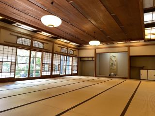 #Noshiro - Former Ryotei Kin'yu - A place where you'll want to relax while gazing at the garden.