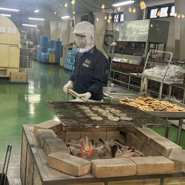 Kingdom of Japanese rice cracker factory 
