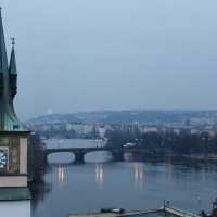 Charles Bridge’s Historical Aura 🏰🕰️