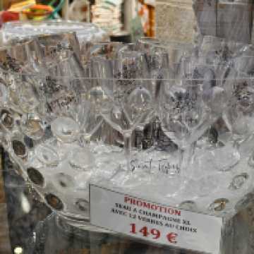 Amazing glassware and handbags here