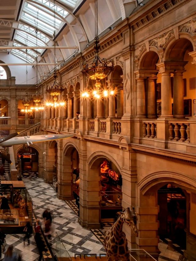 🎨✨ Discover the Wonders of Kelvingrove Art Gallery & Museum, Glasgow! ✨🎨