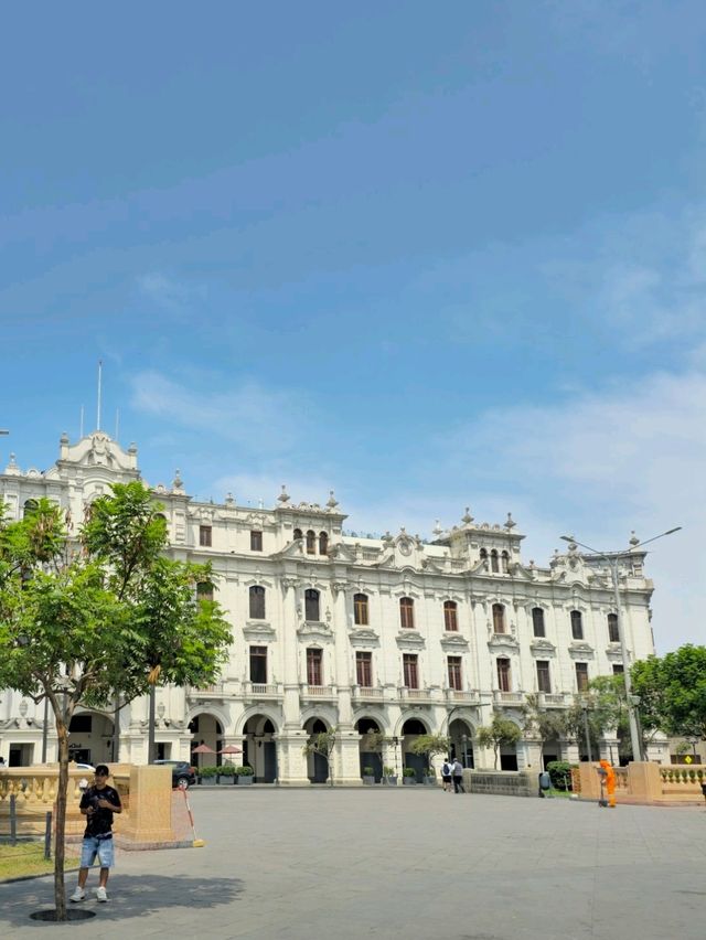 해외여행 페루 리마 올드타운의 광장 Plaza San Martín