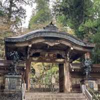 "Doryo-san" is an ancient temple of the Soto sect with more than 4,000 sects nationwide