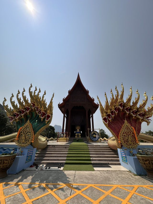 Beauty of Wat Ao Noi