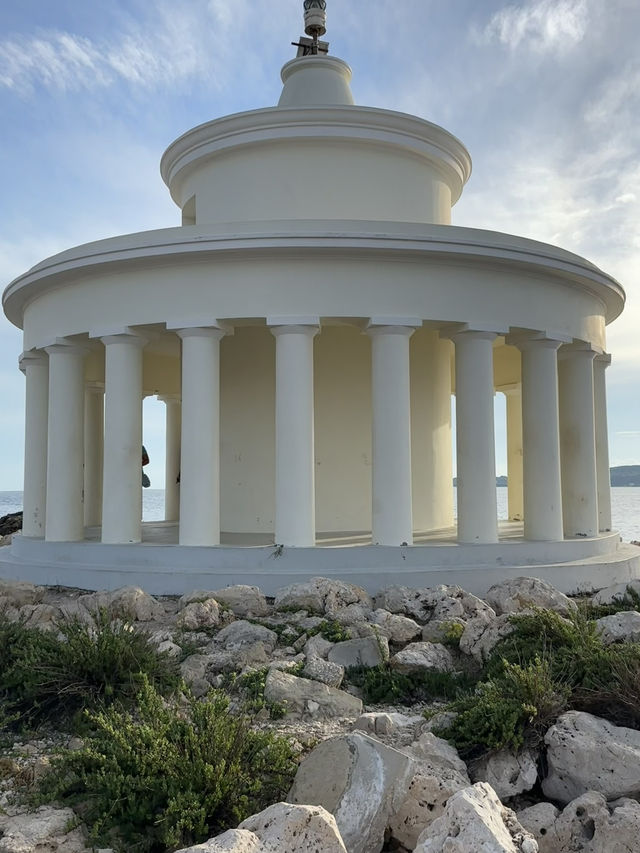 Kefalonia Island is a real pearl of the Ionian Sea!