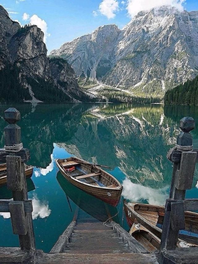The Dolomites: Italy’s Majestic Mountain Wonderland