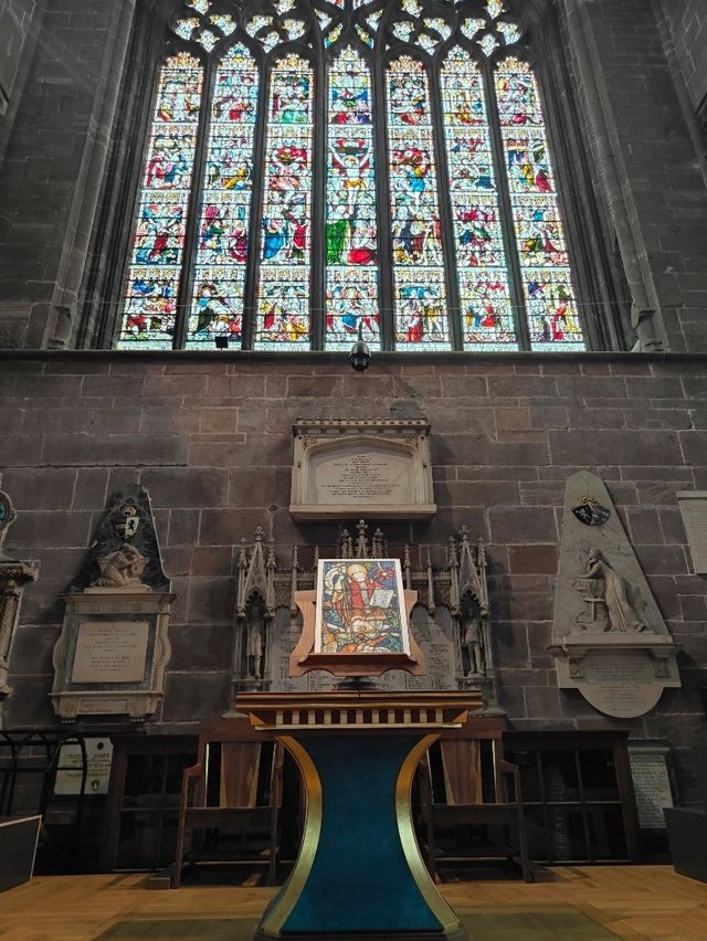 Sacred Strokes and Stone: The Art Within Chester Cathedral Sacred Strokes and Stone: The Art Within Chester Cathedral