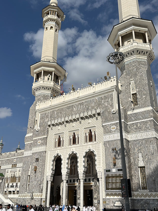 Saudi Arabia Trip: Exploring the Makkah and Kabbah!