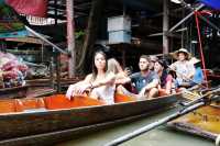 Dannoen Saduak, a must-see around Bangkok