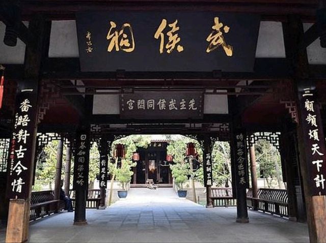 Tranquil Visit in a Hidden Taoist Temple!🇨🇳