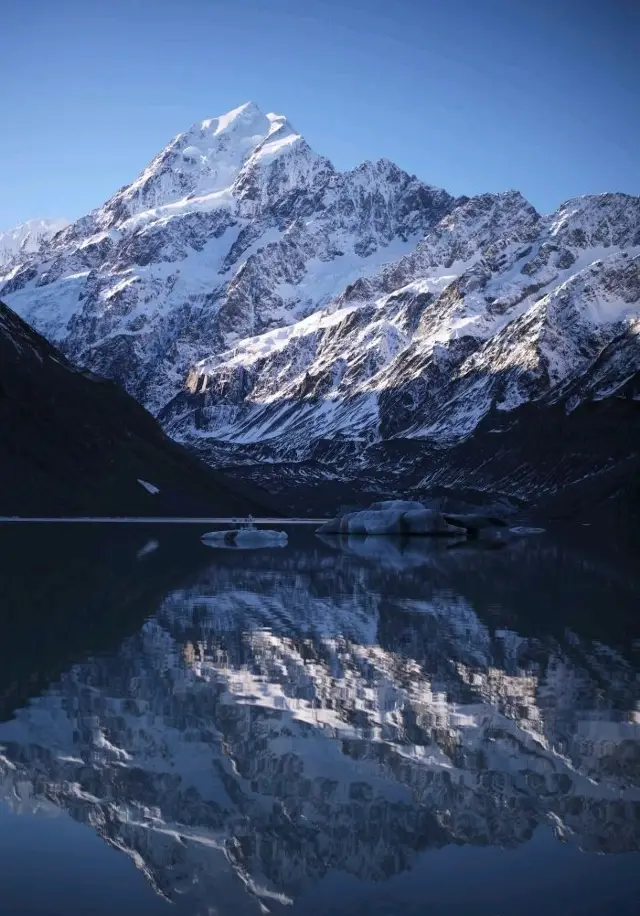 Land of miracles! The natural beauty of Mount Cook National Park is breathtaking