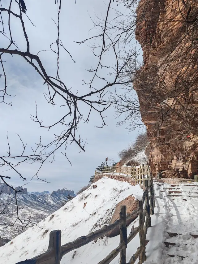 A must-see guide for ancient Wudang Mountain