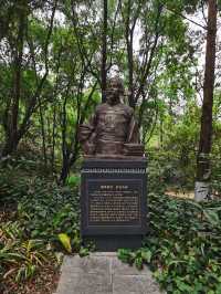 擁有歷史文化底蘊的昆明蓮花池公園