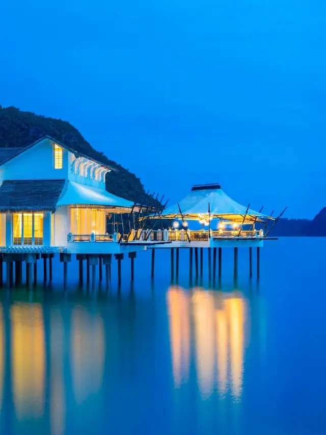 🌴🏖️ Langkawi's Top Hotel Havens: Luxury & Nature 🌳✨