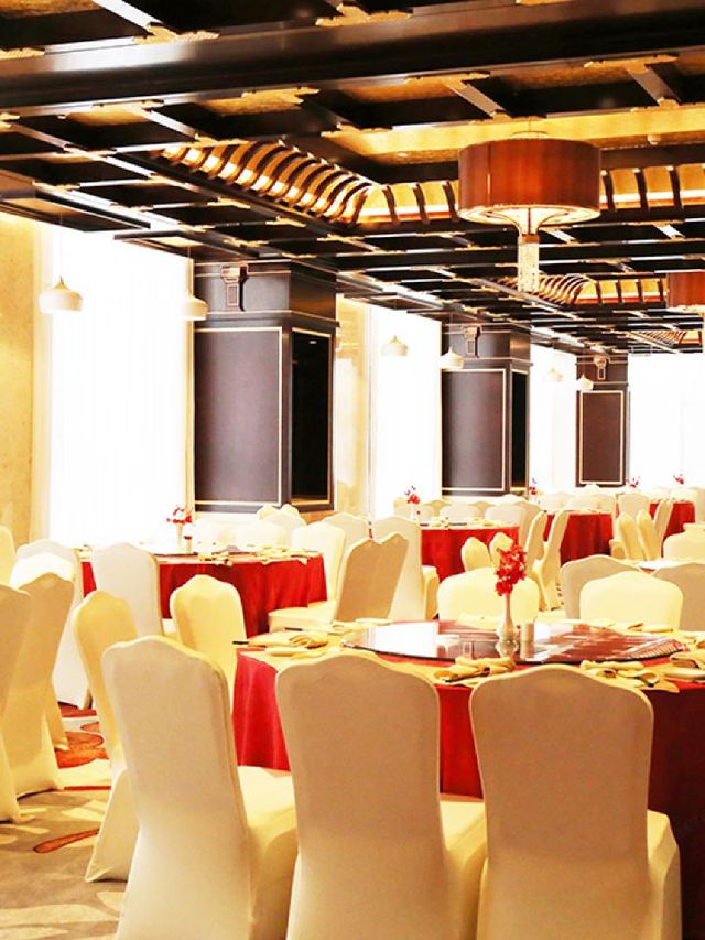 🌟 Baishi Mountain Bliss: Holiday Inn Wuyuan 🌿🏨
