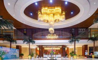 Ruixiang International Hotel, next to Quanjiao Station