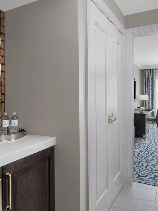 🌟 Cincinnati's Chic Sleeps: Lytle Park Hotel Highlights 🌟