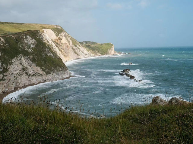 英格蘭侏羅紀海岸：獨特地質、壯麗景觀，全年適合徒步旅行和攝影