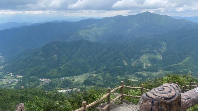 金子山徒步登山路線攻略，徒步愛好者必備！。