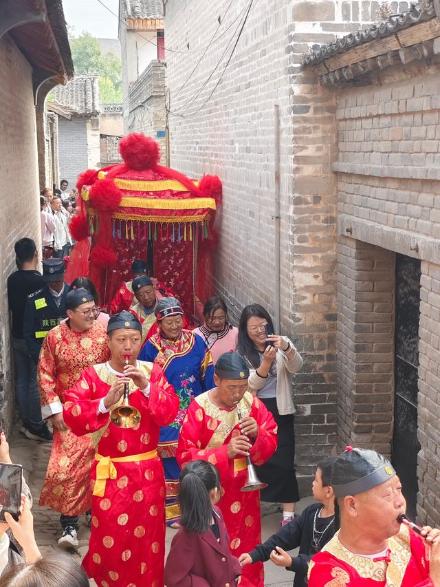 探索傳統村落之美，體驗原汁原味的歷史之旅。