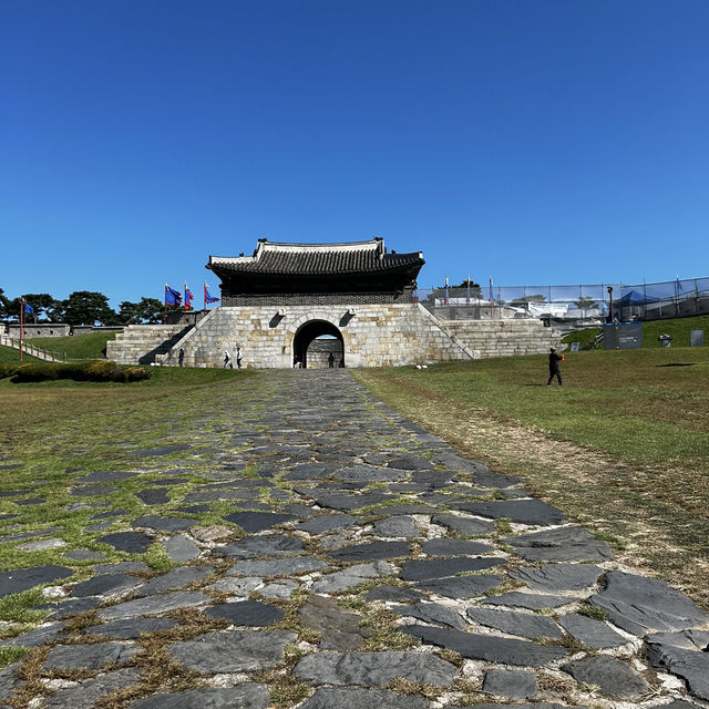 Hwaseong Fortress, Archery, Food Market