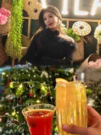 帥哥主廚的餐廳，難怪美女們都來……