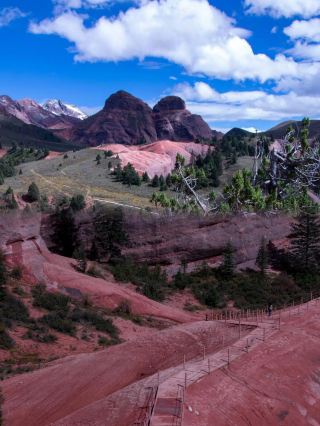 Surprises Galore! Xinlong Red Mountain, Experience a Different Scenery