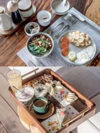 雙廊酒店雲七隨雲當提及「洱海邊，無敵海景」