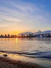 海風輕拂的都市午後