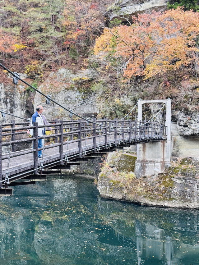 會津郡的夢幻美景——“塔之衡突（危崖塔）”