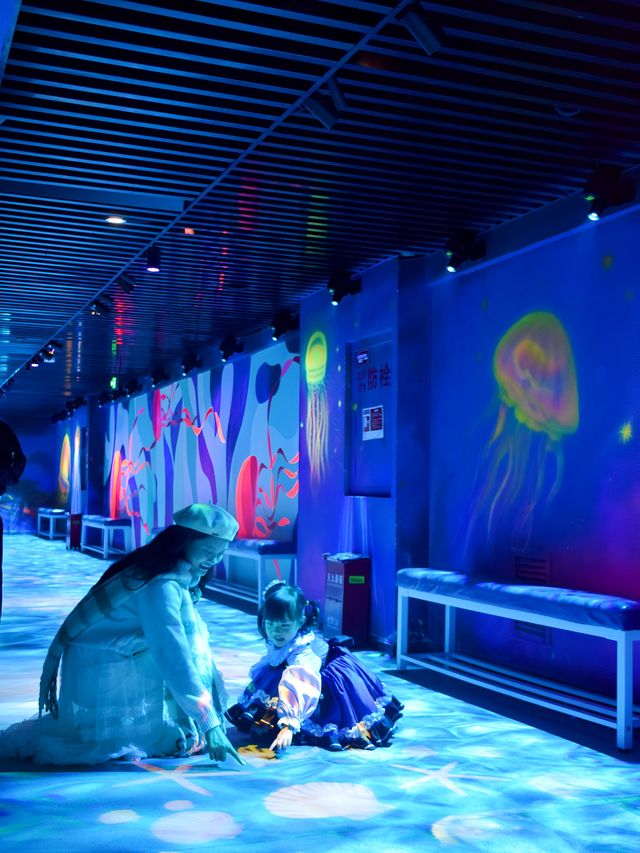 成都親子遊｜海洋館的浪漫，由海洋館呈獻！