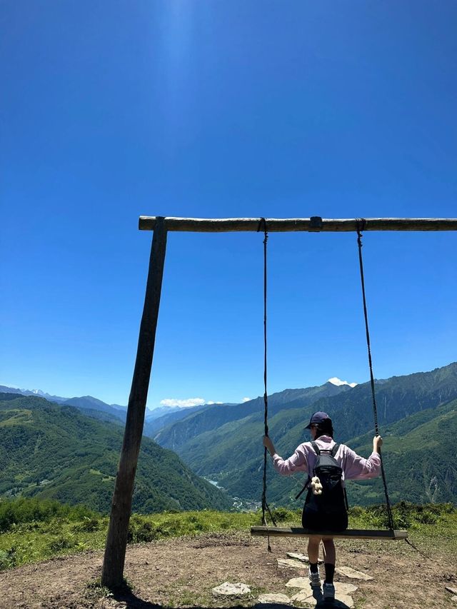 成都都有自己的阿勒泰雲中嶺徒步1日遊
