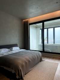 陽朔千古情景區旁,藏著一家侘寂風隱世酒店。