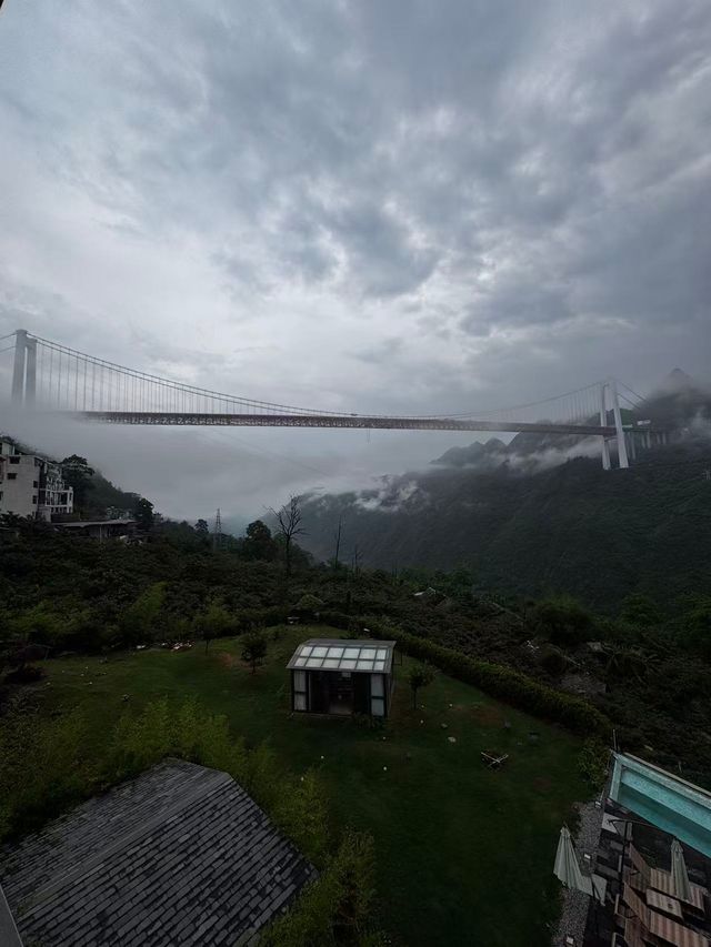 日啖枇杷三百顆，不辭長居黃果樹