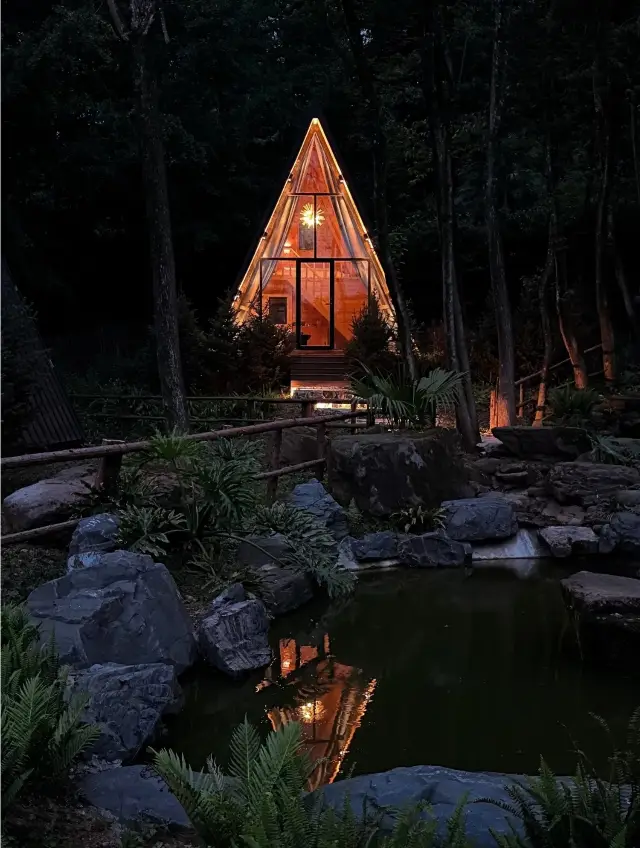 Dujiangyan! Only 5 standalone wooden cabins, ultimate chill!