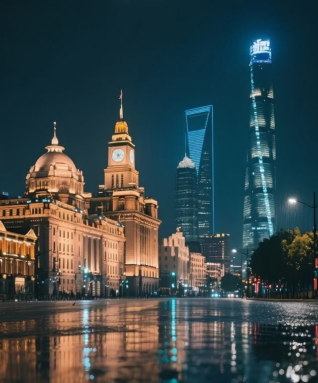 外灘日夜光影盛宴