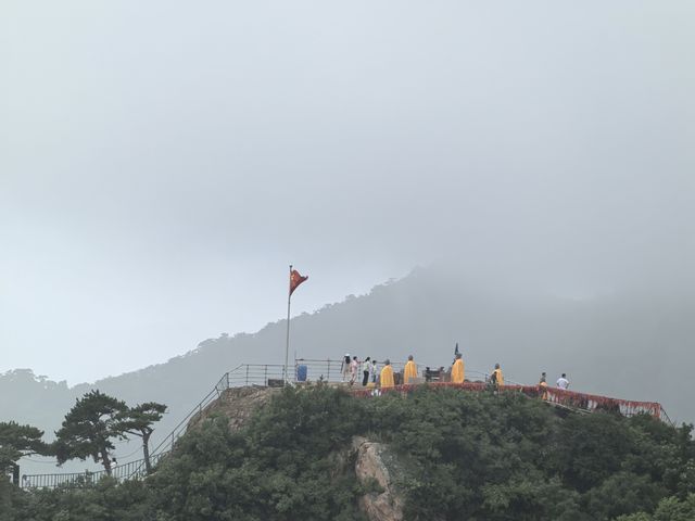 鞍山遊記：雨霧鋼都，人間煙火