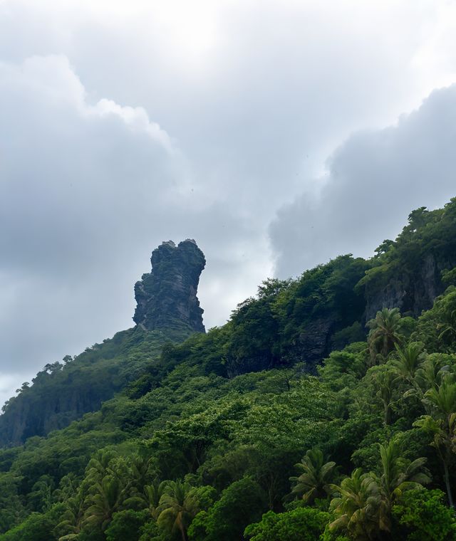 登頂「天空之城」，邂逅地球最原始的孤島