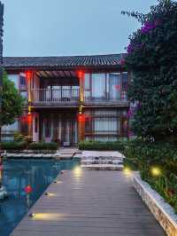 帶娃夜遊古城不累秘訣！住進這座庭院，晚上比白天更精彩～