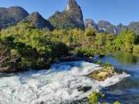 峒那嶼灣 喀斯特與黑水河的奇妙山水組合