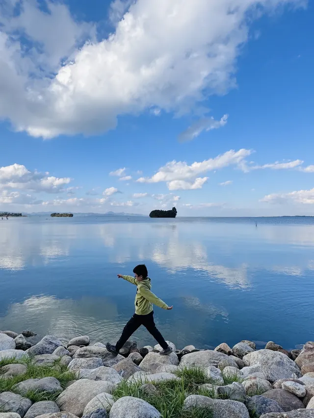 昆明週末|被海鷗和天空之境包圍超治癒