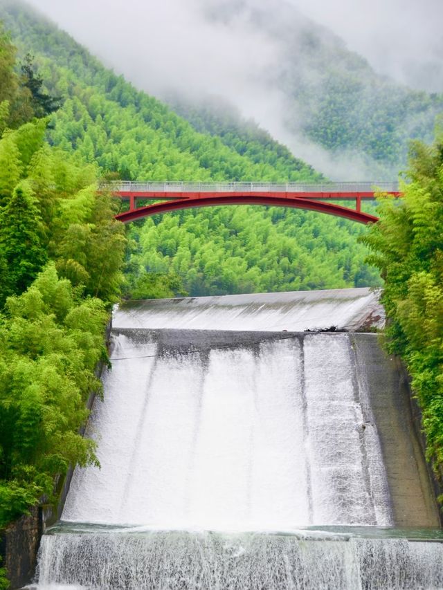 浙北大峽谷遊玩全攻略|懸崖秋千+玻璃吊橋嗨翻天 浙北大峽谷遊玩全攻略|懸崖秋千+玻璃吊橋嗨翻天