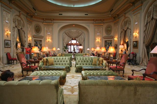 巴塞隆納的宮殿再高冷也扛不住的浪漫