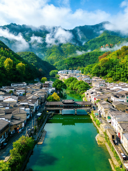 景徳鎮瑶里古鎮｜『青花瓷』の煙雨の中で、生き続ける千年の窯火に