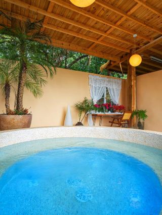 หนานซานจูไห่! โฮมสเตย์บ่อน้ำร้อนส่วนตัวสุดฟิน! 