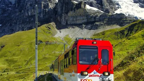 3 days of wild adventure in the Swiss wonderland! Interlaken + Jungfrau complete guide — traveler post in Beatenberg
