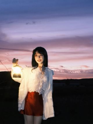 ウランチャブ｜草原のログハウスに泊まり、ピンクと紫の夕焼けに出会う