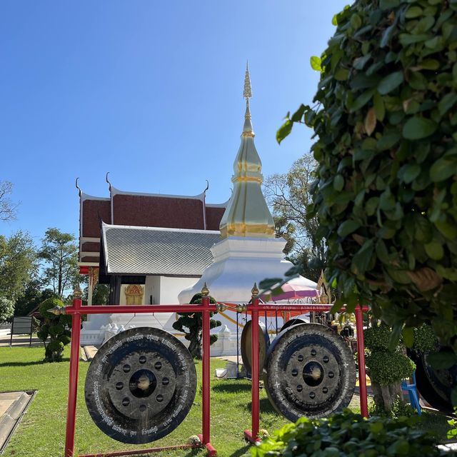 พระธาตุขามแก่น " พระธาตุคู่เมืองขอนแก่น "