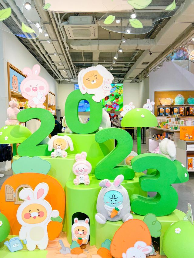 귀여운 토끼 카카오캐릭터들과 인증샷 찍기-🐰