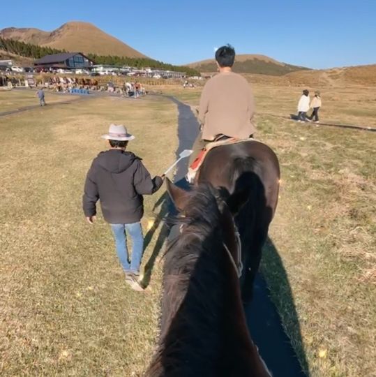 日本阿蘇｜火山騎馬體驗🏇